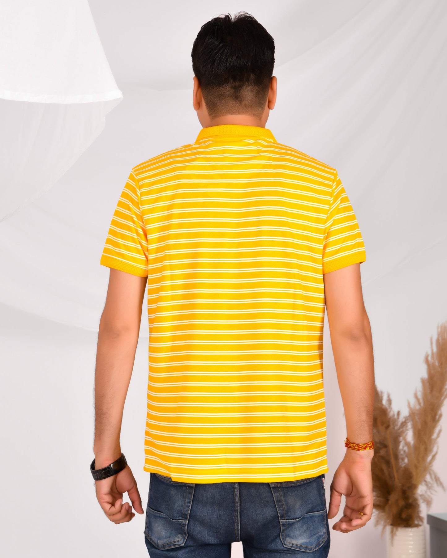 Noble Mono-Stripes Collar T-Shirt Yellow