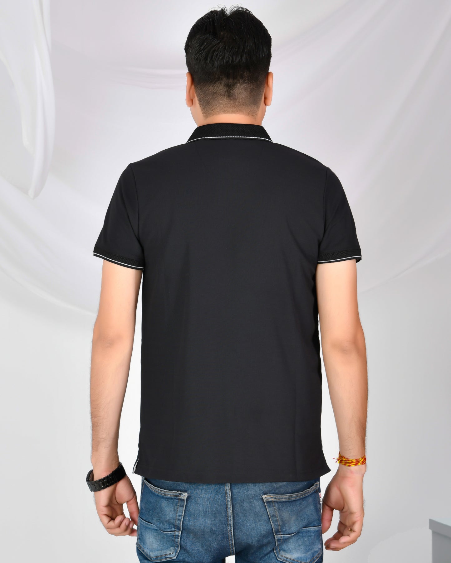 Noble Mars Collar Half Sleeve T-Shirt Black