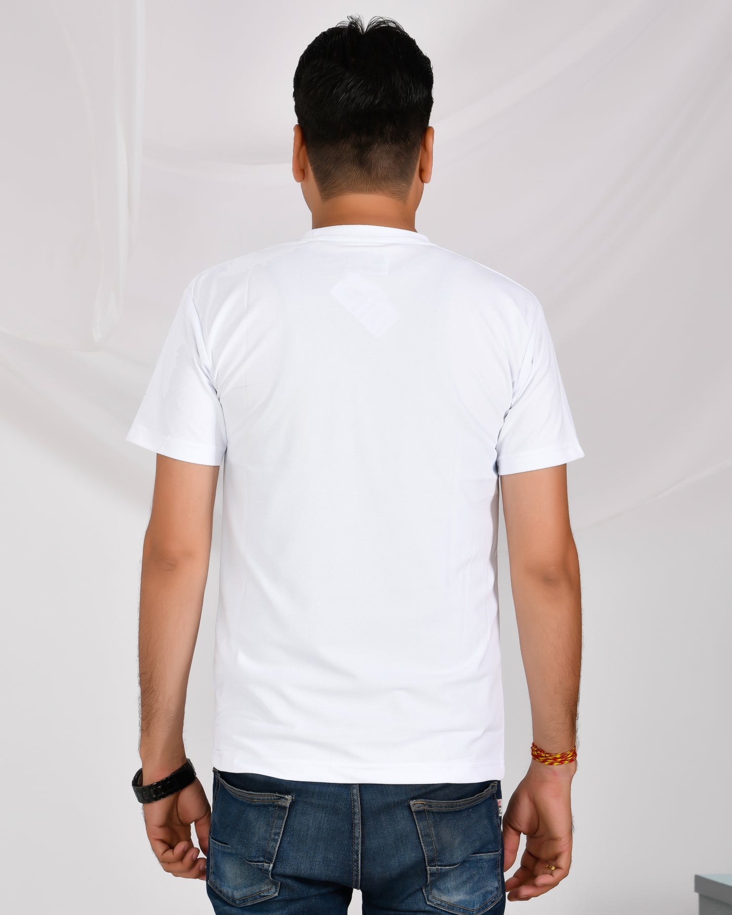 Noble Mars Round Neck T-Shirt Sky White